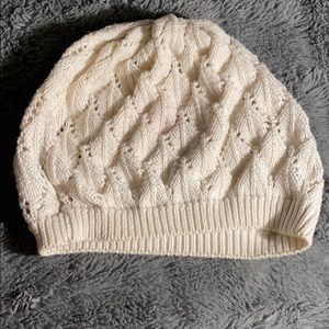 🧶 White Knit Beanie 🧶